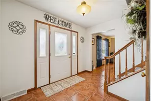 184 Washington Dr, Jefferson Township, PA 15438 - Photo 4