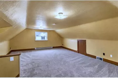 510 Franklin Ave, Vandergrift, PA 15690 - Photo 22