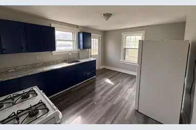 618 Farnsworth Ave, Clairton, PA 15025 - Photo 2