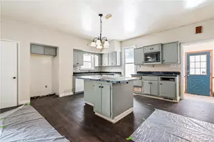 1035 Route 130, Hempfield Township, PA 15601 - Photo 14