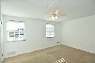 518 Magazine St, Scott Township, PA 15106 - Photo 16