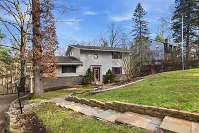 145 Woodshire Drive, Pittsburgh, PA 15215 - Photo 4