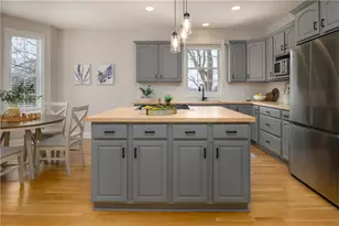 100 Summerlawn Dr, Bell Acres, PA 15143 - Photo 10