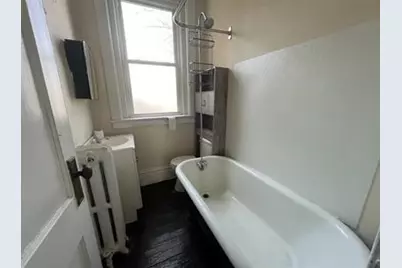 211 N 2nd St, Jeannette, PA 15644 - Photo 8