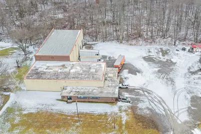 3014 New Butler Rd, Shenango Township, PA 16101 - Photo 2