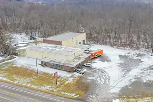 3014 New Butler Rd, Shenango Township, PA 16101 - Photo 1