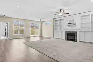 2046 Sir Patrick Dr, Cecil, PA 15057 - Photo 8