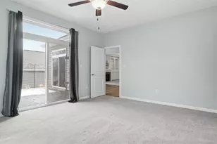 2046 Sir Patrick Dr, Cecil, PA 15057 - Photo 18