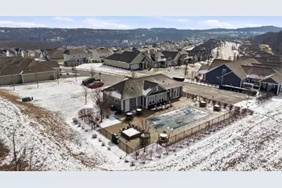 2046 Sir Patrick Drive, Cecil, PA 15057 - Photo 36