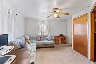 207 Jane St #E Beau, Centerville, PA 15358 - Photo 14