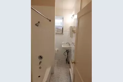 1918 Sarah St, Pittsburgh, PA 15203 - Photo 18