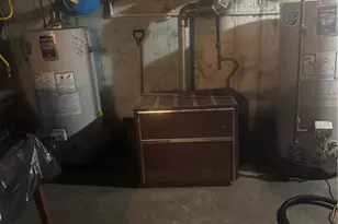 1918 Sarah St, Pittsburgh, PA 15203 - Photo 46