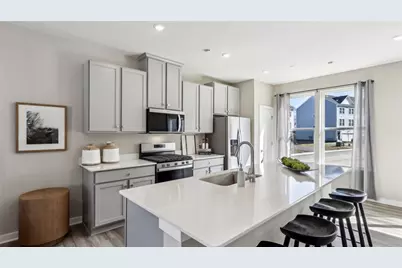 765 Olivia St, Pittsburgh, PA 15205 - Photo 18