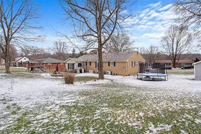 114 Orchard Hilands Dr, Venetia, PA 15367 - Photo 2