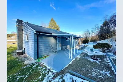 118 Foster Road, Beaver Falls, PA 15010 - Photo 2