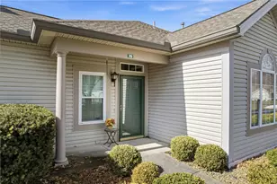 76 Stone Ridge Blvd, Hermitage, PA 16148 - Photo 8