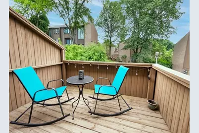 132 Locust Ct, Pittsburgh, PA 15237 - Photo 6