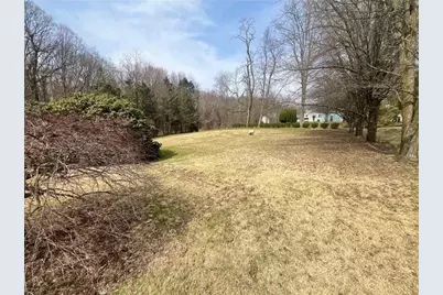 310 W Meyer Ave, New Castle, PA 16105 - Photo 22