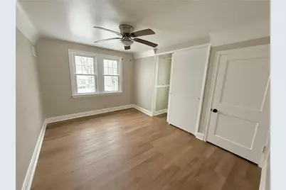 310 W Meyer Ave, New Castle, PA 16105 - Photo 12