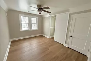 310 W Meyer Ave, New Castle, PA 16105 - Photo 12