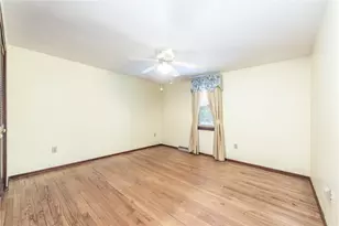 6077 Great Dane Dr, Bethel Park, PA 15102 - Photo 28
