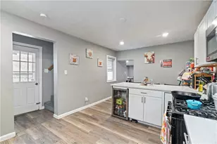 27 Uxor Wy, Pittsburgh, PA 15203 - Photo 12