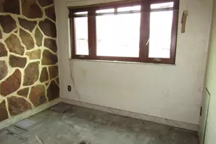 219 Camp Ave, Braddock, PA 15104 - Photo 22