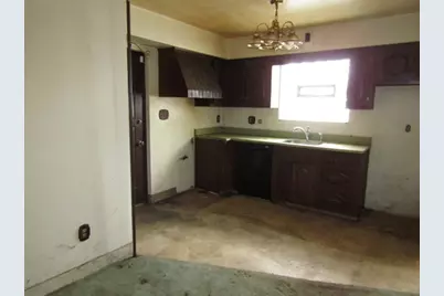 219 Camp Ave, Braddock, PA 15104 - Photo 16