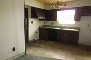 219 Camp Ave, Braddock, PA 15104 - Photo 16