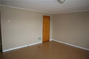 823 Crest Ave, Charleroi Boro, PA 15022 - Photo 16