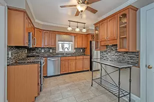 2515 Alydar Dr, Pittsburgh, PA 15090 - Photo 10