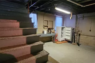 1945 Morris St, South New Castle Boro, PA 16102 - Photo 14