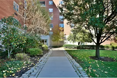4625 Fifth #201, Pittsburgh, PA 15213 - Photo 4
