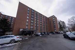 5 Bayard Rd, Pittsburgh, PA 15213 - Photo 2