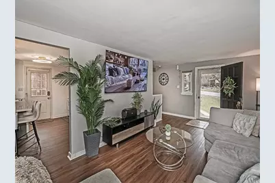 506 Somerville, Scott Township, PA 15243 - Photo 6