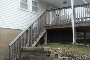 638 Lynn St, Hempfield Township, PA 15601 - Photo 6