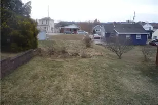 638 Lynn St, Hempfield Township, PA 15601 - Photo 10