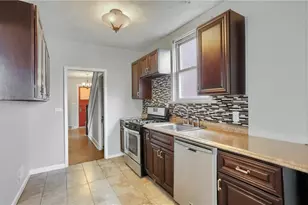 2945 Churchview Ave, Pittsburgh, PA 15227 - Photo 10