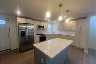 566 Merchant St, Ambridge, PA 15003 - Photo 12