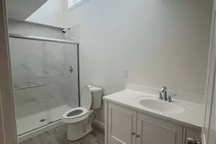 566 Merchant St, Ambridge, PA 15003 - Photo 8