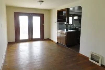 600 Riverview Dr, Dravosburg, PA 15034 - Photo 2