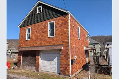 1309 2nd Ave #Rear, Beaver Falls, PA 15010 - Photo 2