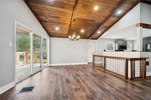 342 Snyder Ln, Burrel-Blacklick, PA 15717 - Photo 10