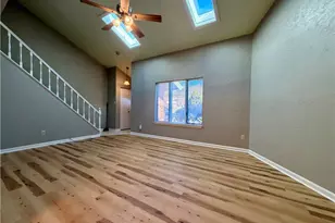 206 Queens Ct, North Strabane, PA 15317 - Photo 4