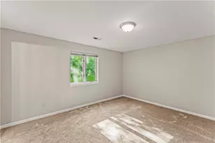 206 Queens Ct, North Strabane, PA 15317 - Photo 12