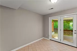 206 Queens Ct, North Strabane, PA 15317 - Photo 10