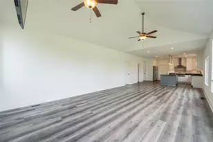 356 Stone Church Rd, Hunker, PA 15639 - Photo 10