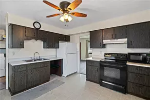 1926 Maratta Rd, Hopewell Township, PA 15001 - Photo 4