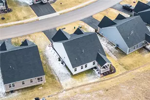 332 Dana Dr, Nottingham, PA 15330 - Photo 38