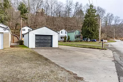 106 Blythe Rd, South Fayette, PA 15064 - Photo 16